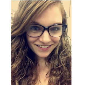 Meet your Posher, Rebecca